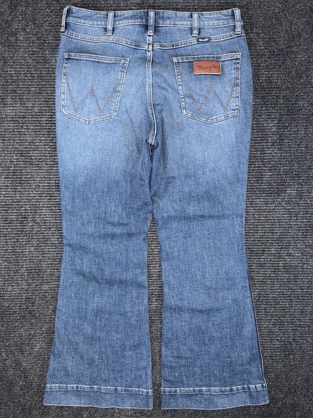 Wrangler Retro NWT High Rise Trouser Jeans Women’s 14 (33x30) Western Cowgirl